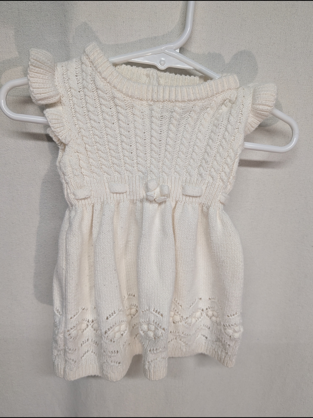 cupcakes & cashmere Ivory Knit Ruffle-Sleeve Dress